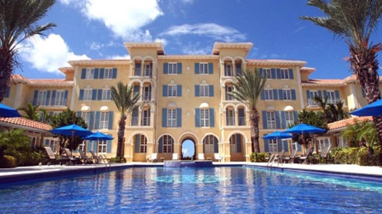 Villa Renaissance Unit 205 Grace Bay Beach Exterior photo