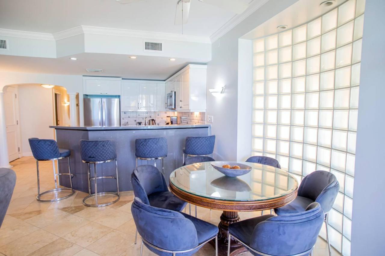 Villa Renaissance Unit 205 Grace Bay Beach Exterior photo